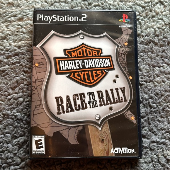 PS2 HARLEY DAVIDSON RACE TO THE RALLY - Picture 1 of 3